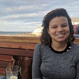 Meet your Posher, Kayland